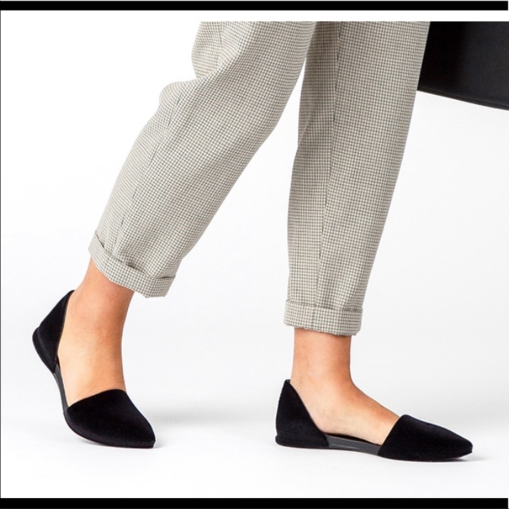 Women's Black Pointed D'Orsay Flats